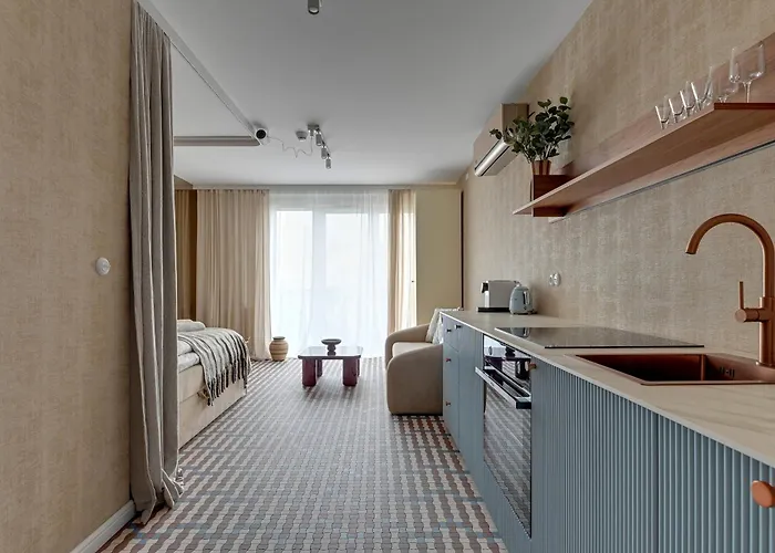 Blue Mandarin Portovo - Near Marina & Amber Sky Danzig