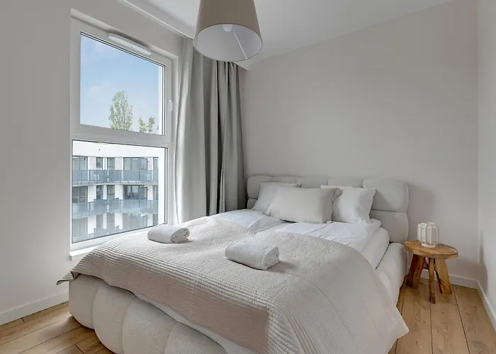 Blue Mandarin Portovo - Near Marina & Amber Sky *