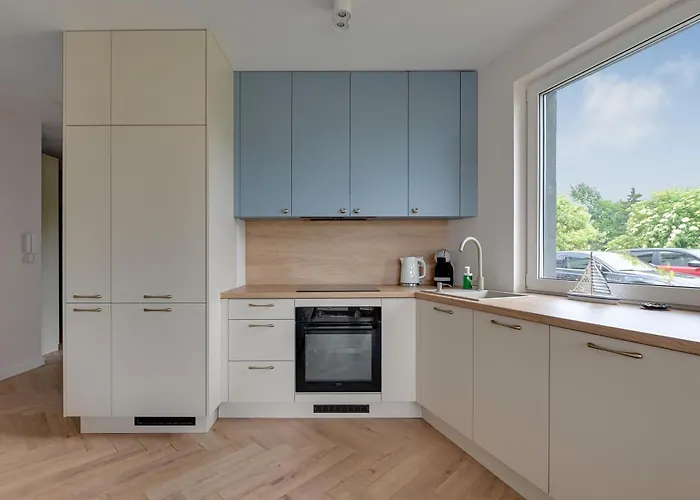 Blue Mandarin Portovo - Near Marina & Amber Sky Apartment