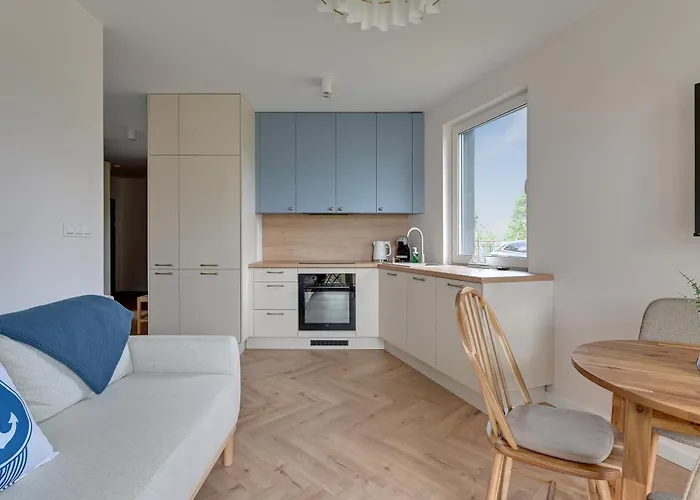 Blue Mandarin Portovo - Near Marina & Amber Sky Danzig