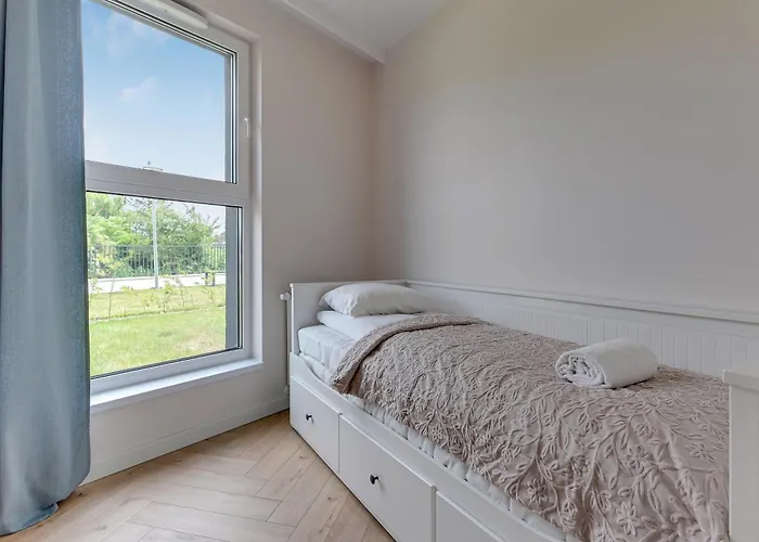 Blue Mandarin Portovo - Near Marina & Amber Sky