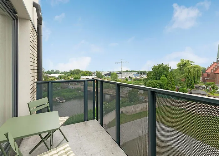 Blue Mandarin Portovo - Near Marina & Amber Sky 公寓